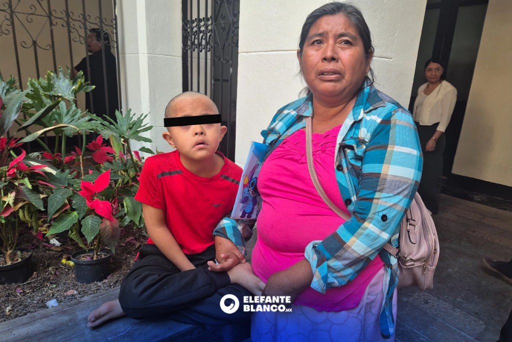 Madre de Altamira pide apoyo para volver a casa tras consultas de su hijo en Victoria